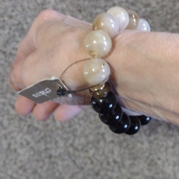 CHICO'S BLACK AND MIXED TAN GLASS BEADED STRETCH BRACELET - NWT - Picture 4 of 9